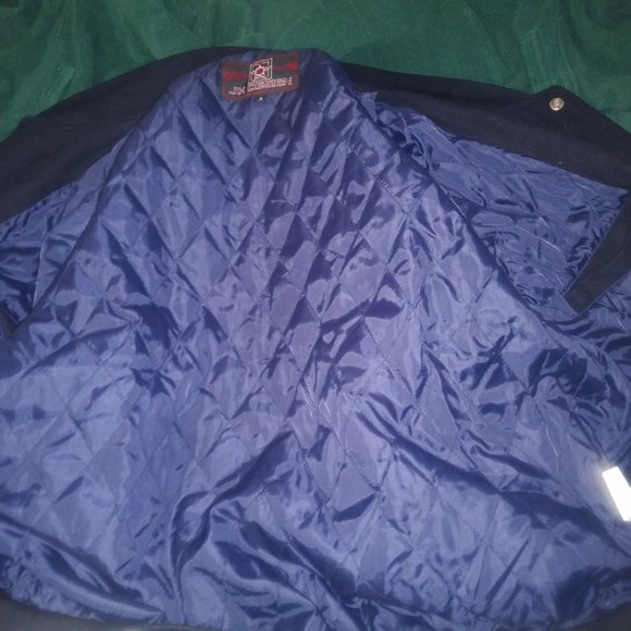 Jacket - Picture 5 of 7